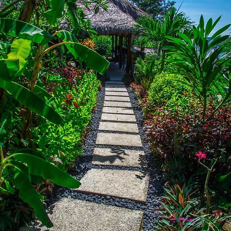 נוסה-למבונגן Twin Island Villas & Dive Resort מראה חיצוני תמונה