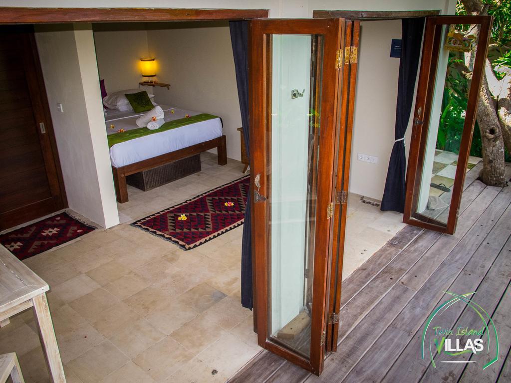 נוסה-למבונגן Twin Island Villas & Dive Resort מראה חיצוני תמונה